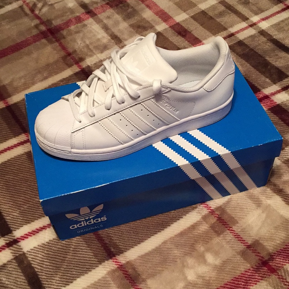 White superstar adidas
